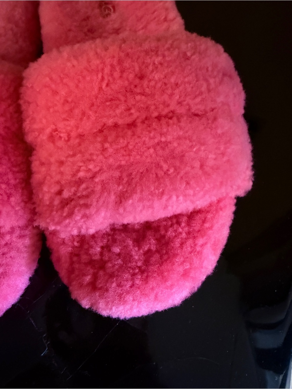 UGG
Cozetta Curly Slide Slippers in a vibrant hot pink colorway - Picture 8 of 9